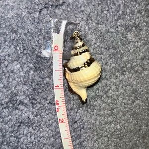 Gold trimmed 🐚 seashell pendant